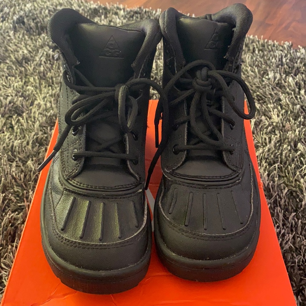 Little boys Nike boots